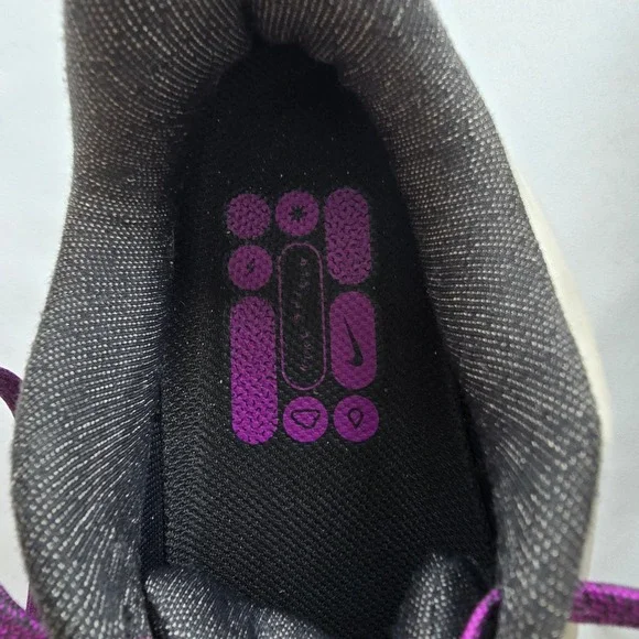 Nike Air Zoom Pegasus 39 Shield Womens 6.5 White Purple Running Shoes - Picture 11 of 16